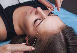 وصفات طبيعية لتخفيف الحبوب بعد إزالة الشعر